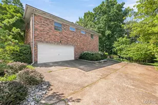 10806 Forest Cir Dr, Saint Louis, MO 63128 - Photo 47