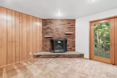 10806 Forest Circle Drive, Saint Louis, MO 63128 - Photo 23