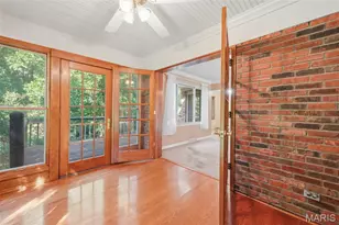 10806 Forest Cir Dr, Saint Louis, MO 63128 - Photo 7