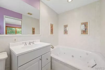 10806 Forest Circle Drive, Saint Louis, MO 63128 - Photo 31