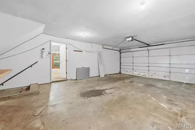 10806 Forest Circle Drive, Saint Louis, MO 63128 - Photo 41