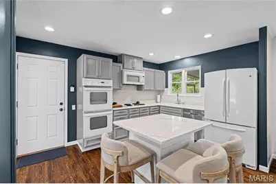 11756 Long Leaf Circle, Saint Louis, MO 63146 - Photo 13