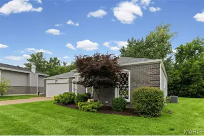 11756 Long Leaf Circle, Saint Louis, MO 63146 - Photo 3