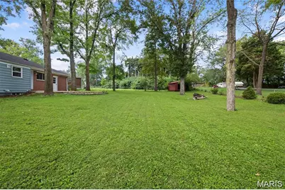 9731 Twincrest Drive, Saint Louis, MO 63126 - Photo 17