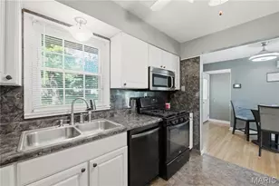 350 St Patrick Ln, Florissant, MO 63031 - Photo 11