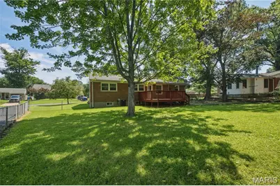 350 Saint Patrick Lane, Florissant, MO 63031 - Photo 31