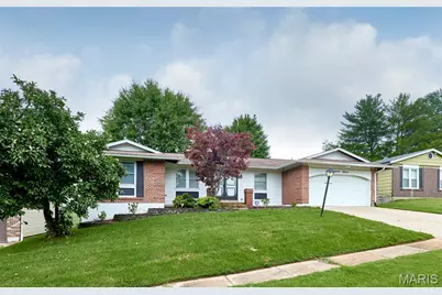 1815 Lakemont Lane, Hazelwood, MO 63138 - Photo 3