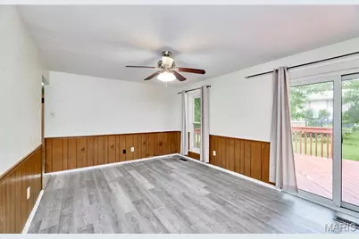 1815 Lakemont Lane, Hazelwood, MO 63138 - Photo 13