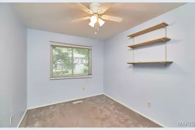 1815 Lakemont Lane, Hazelwood, MO 63138 - Photo 15