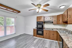 1815 Lakemont Ln, Hazelwood, MO 63138 - Photo 9