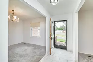 1815 Lakemont Ln, Hazelwood, MO 63138 - Photo 5