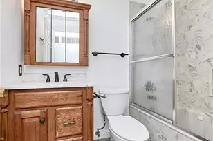 1815 Lakemont Ln, Hazelwood, MO 63138 - Photo 23