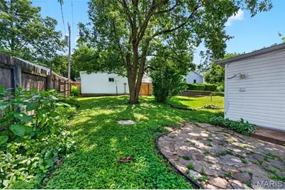3204 Jasper Park, Saint Louis, MO 63139 - Photo 17