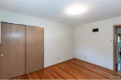 6319 Mackenzie Court, Saint Louis, MO 63123 - Photo 21