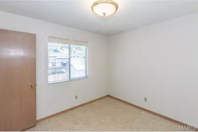 6319 Mackenzie Court, Saint Louis, MO 63123 - Photo 9