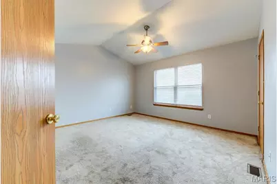 4940 Hurstborough Court, Hazelwood, MO 63042 - Photo 27