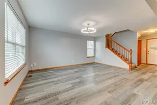 4940 Hurstborough Ct, Hazelwood, MO 63042 - Photo 15