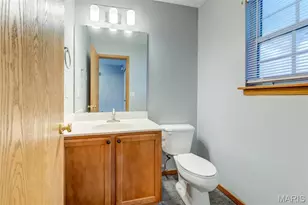 4940 Hurstborough Ct, Hazelwood, MO 63042 - Photo 17