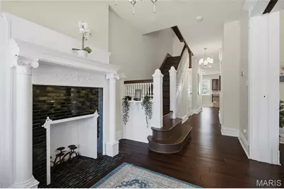 4215 Maryland Avenue, Saint Louis, MO 63108 - Photo 11
