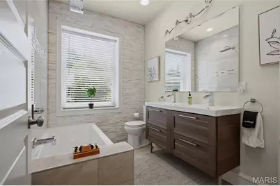 4215 Maryland Avenue, Saint Louis, MO 63108 - Photo 15
