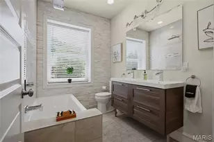 4215 Maryland Ave, Saint Louis, MO 63108 - Photo 15