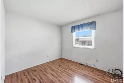 5615 Wieland Drive, Saint Louis, MO 63128 - Photo 19