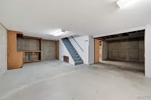 5615 Wieland Dr, Saint Louis, MO 63128 - Photo 29