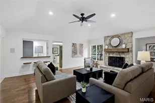 2135 Park Forest Dr, Chesterfield, MO 63017 - Photo 7
