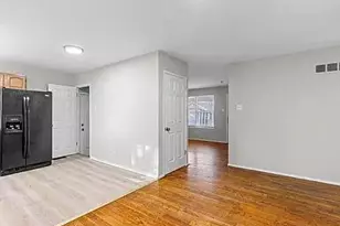 10265 Lord Dr, Saint Louis, MO 63136 - Photo 5
