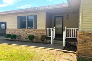 400 Farmers Ln, Lebanon, MO 65536 - Photo 3