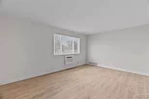4615 Virginia Ave, Saint Louis, MO 63111 - Photo 9