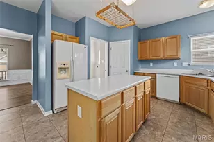 1442 Norwood Hills Dr, O'Fallon, MO 63366 - Photo 15