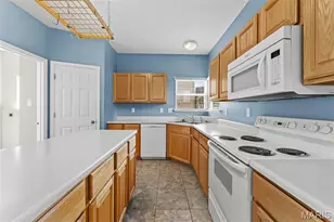 1442 Norwood Hills Dr, O'Fallon, MO 63366 - Photo 13