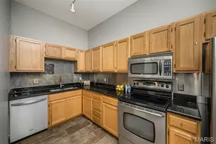 2635 St Vincent Ave, Saint Louis, MO 63104 - Photo 11