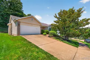 219 Copper Mountain Dr, Fenton, MO 63026 - Photo 39