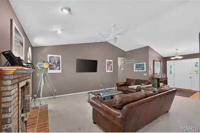 219 Copper Mountain Drive, Fenton, MO 63026 - Photo 5