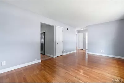 9401 Reavis Barracks Road, Saint Louis, MO 63123 - Photo 3