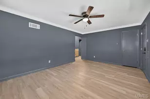 30 Jendale Ct Ct, Jennings, MO 63136 - Photo 5