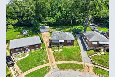 30 Jendale Court Court, Jennings, MO 63136 - Photo 3