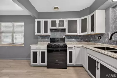 30 Jendale Court Court, Jennings, MO 63136 - Photo 15