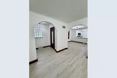 6707 Perry Avenue, Saint Louis, MO 63121 - Photo 1