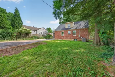 915 Tavalon Avenue, Rock Hill, MO 63119 - Photo 45
