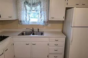 130 Sackett Dr, Florissant, MO 63033 - Photo 13