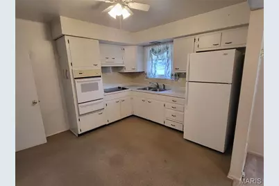130 Sackett Drive, Florissant, MO 63033 - Photo 15