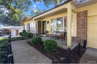 9218 Laramie Drive, Saint Louis, MO 63126 - Photo 5
