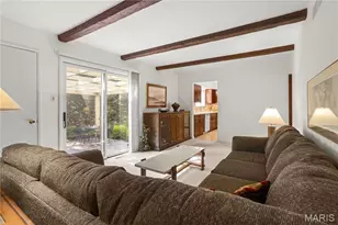 9218 Laramie Dr, Saint Louis, MO 63126 - Photo 17