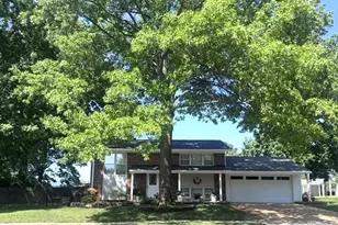 1950 San Luis Rey Pkwy, Fenton, MO 63026 - Photo 1