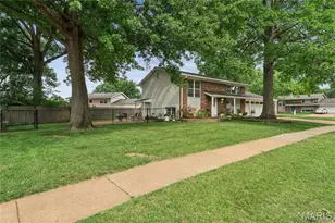 1950 San Luis Rey Pkwy, Fenton, MO 63026 - Photo 19