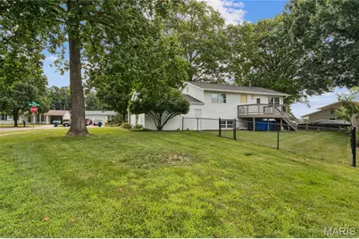 1950 San Luis Rey Parkway, Fenton, MO 63026 - Photo 21