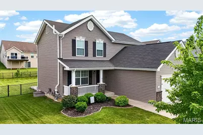 504 Golden Leaf Ct, Lake Saint Louis, MO 63367 - Photo 5